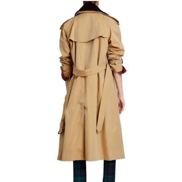 Burberry trench coat 🧥 - Picture 4 of 6